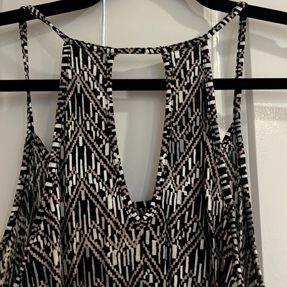 Tank Top - Picture 4 of 4